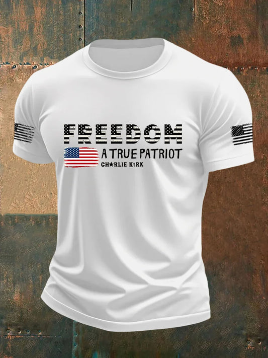 Férfi charlie kirk turning point usa trump emlékpóló